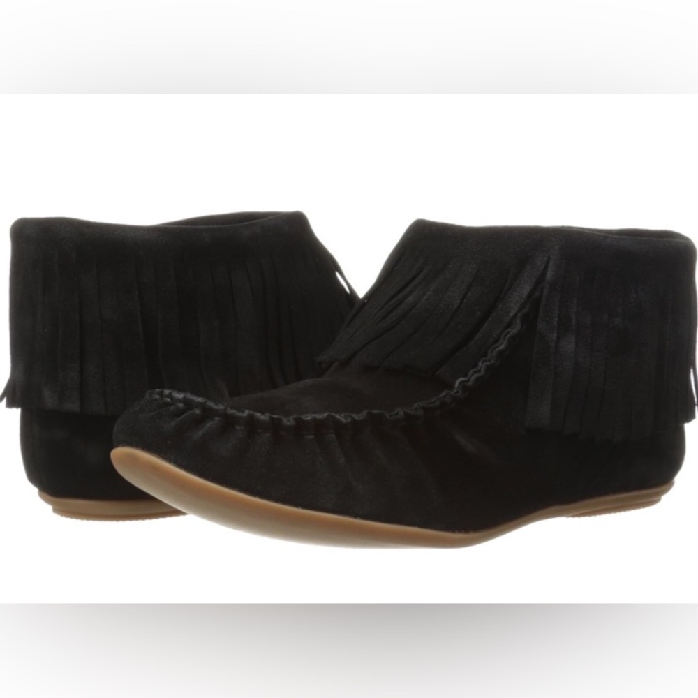 Bettye by Bettye Muller Women's Tango Bootie (like a moccasin)